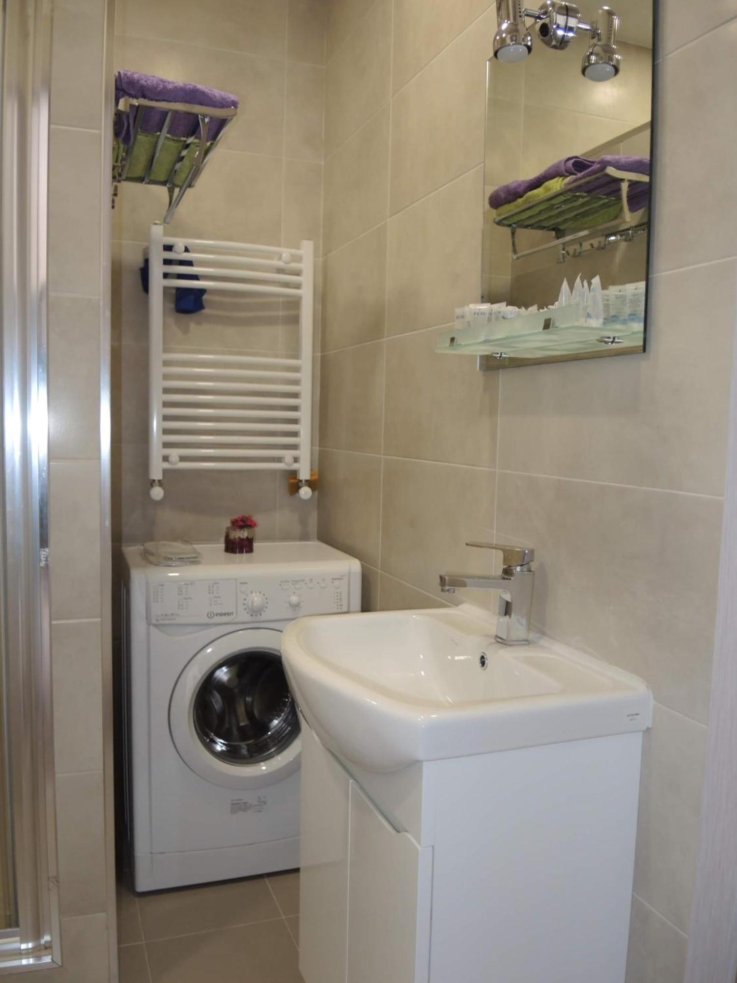 Tikas Home Апартаменты Tbilisi Luaran gambar