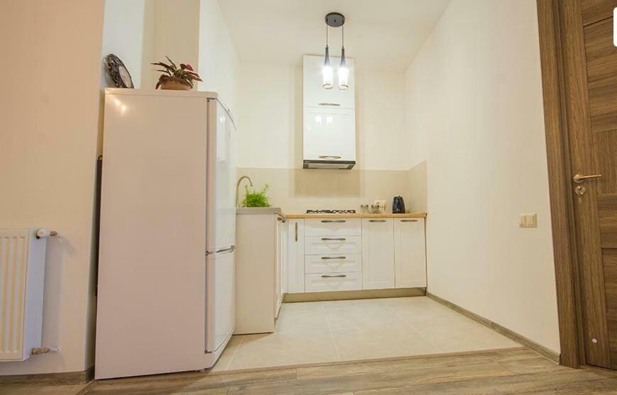 Tikas Home Апартаменты Tbilisi Luaran gambar